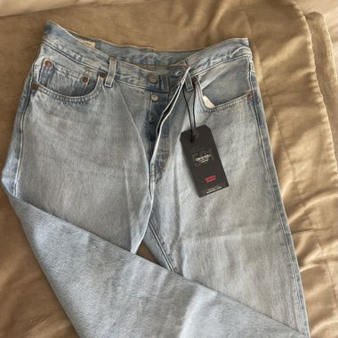 Neue Levi’s Original Cropped Jeans