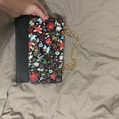 Tasche mit blumen