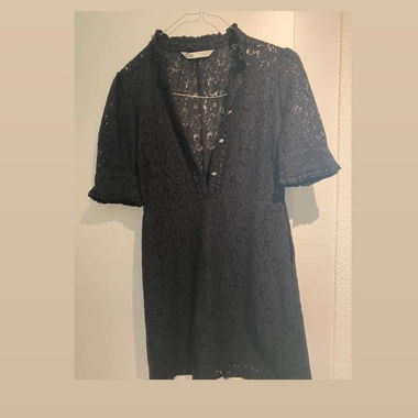 Spitzenkleid in schwarz 