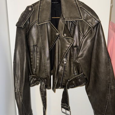 Zara Giacca Biker Corta in Ecopelle