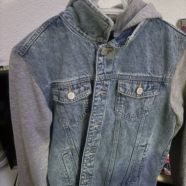 Giacca di jeans con cappuccio