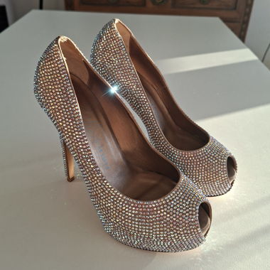 Escarpins Le Silla à strass Swarovski - taille 38