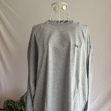 graues Langarm Van Shirt
