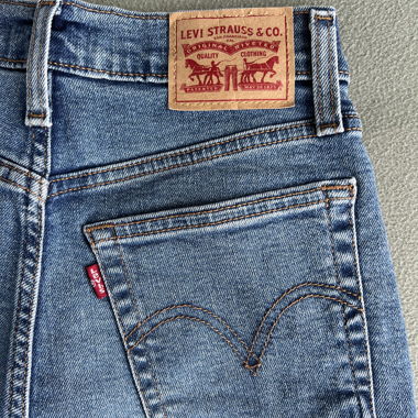 Levis jeans 