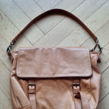 Borsa in pelle, artigianato italiano