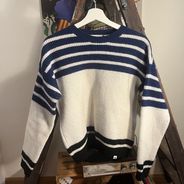Pull Carharrt plutôt formel