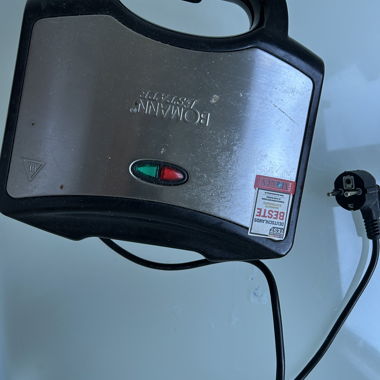 Rommelsbacher sandwich waffle maker