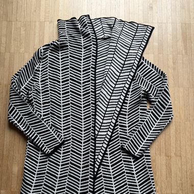 Langer Strick Cardigan