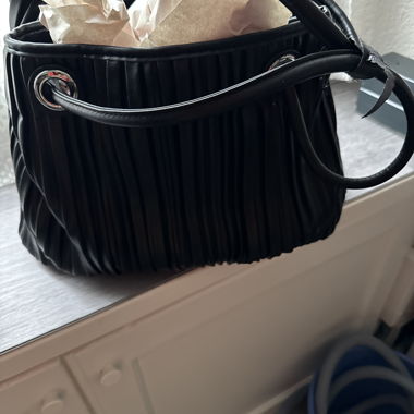 Black Pleated Bucket Bag Calwack New