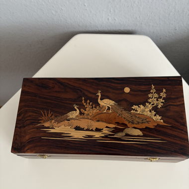 Jolie boite ancienne marqueterie 