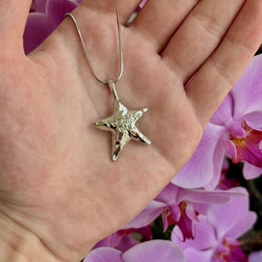 Collier pendentif étoile