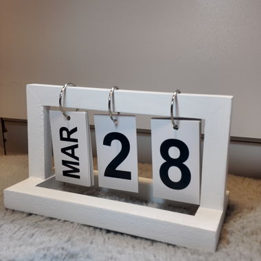 Calendario in legno