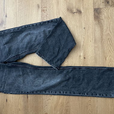 Schwarze straight leg jeans
