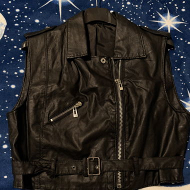 Gilet in eco-pelle nera (taglia L)