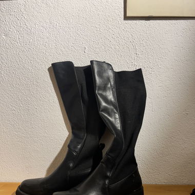 Bottes noires hautes 