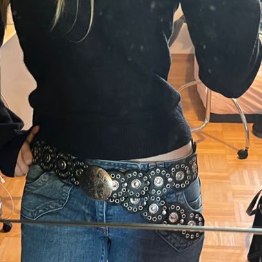 Cintura vintage boho con fibbia rotonda