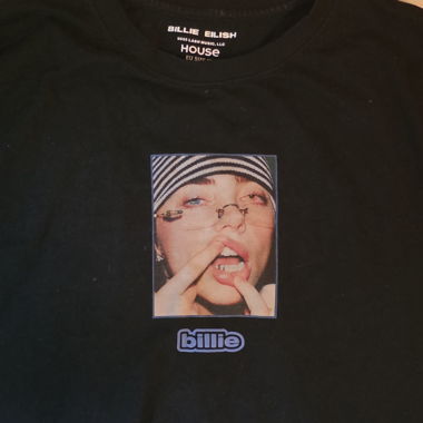 T-shirt Billie Eilish di house