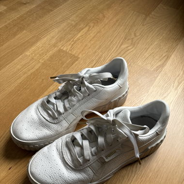 Puma Sneaker Gr. 40.5