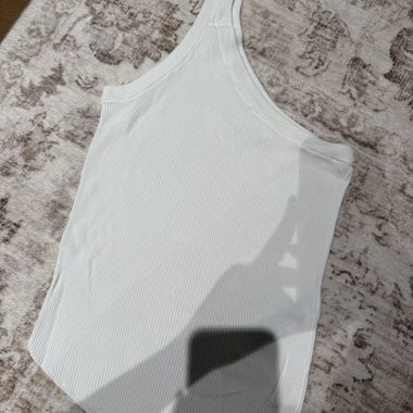 Haut asymétrique blanc