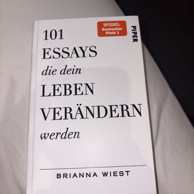 Libro 101 Essays