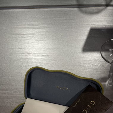 GUCCI SUNGLASSES