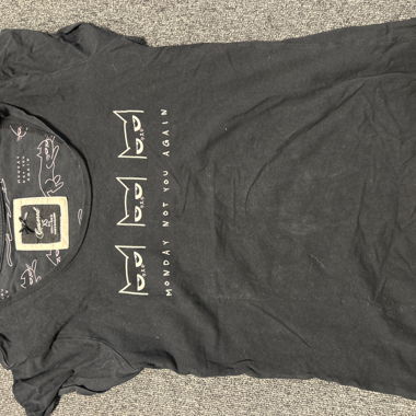 T-shirt nero con stampa di gatti