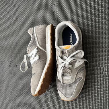 New Balance 37.5
