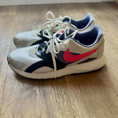 Nike Pantheos Super Rare
