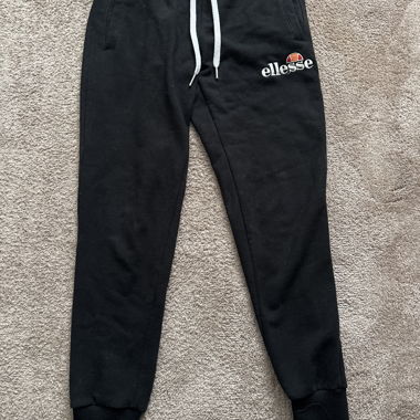 Schwarze Ellesse Jogginghose