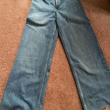 jeans pants
