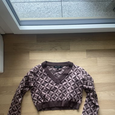Cropped Sweater