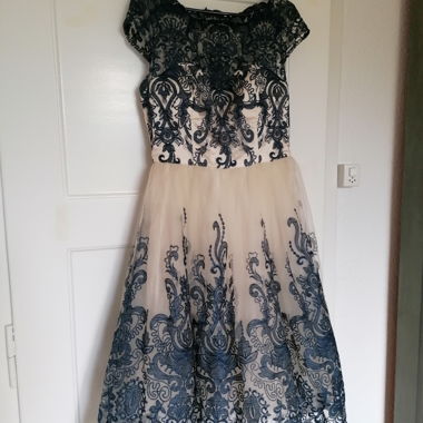 Cocktailkleid, festliches Midi-Dress ChiChi London
