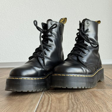 Dr Martens à plateforme