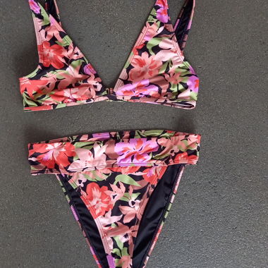 Bikini Billabong