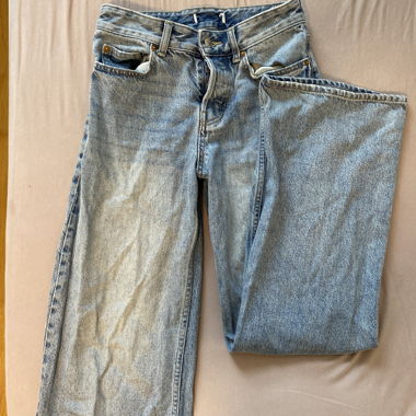 straight leg jeans