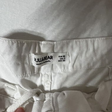 weisse cargo shorts