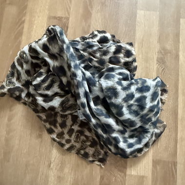 Leopard Pattern Scarf