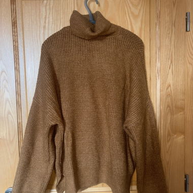 Maglione dolcevita marrone