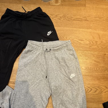 Schwarz/Grau Nike Joggers 2x