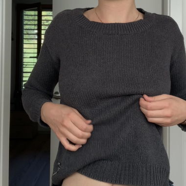 Grey top 