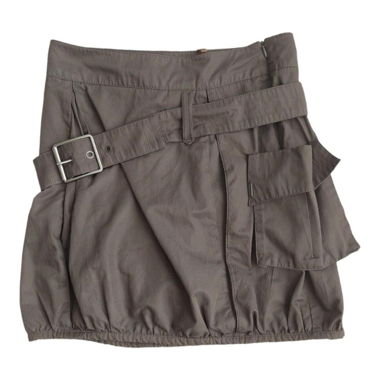 Gonna Cop. Copine anni 2000