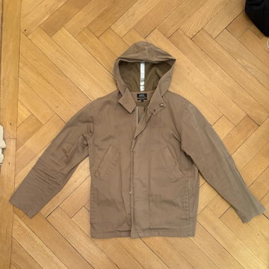 Beige Kapuzenjacke APC