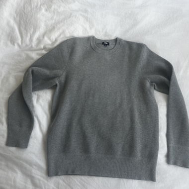 Pullover grau