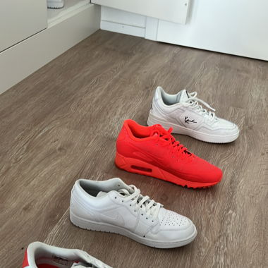 Sneakers