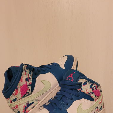 Air Jordan 1 Mid (GS) 
