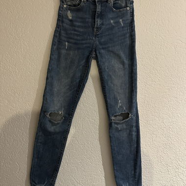 Jeans Skinny Vita Alta "Destroyed" & Raw Hem
