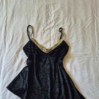 Top en velours à sequins