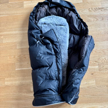 Sacco piedi BabyNest Lammy nero