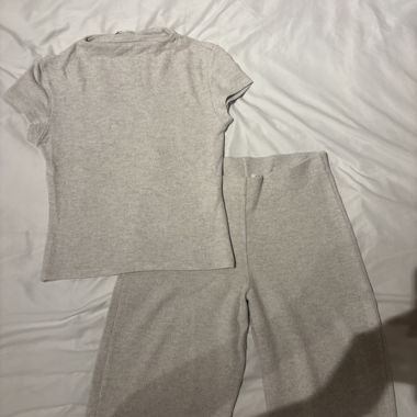 Ensemble assorti gris