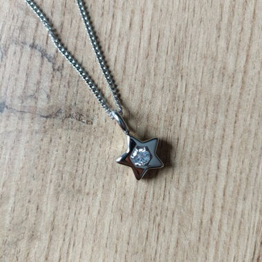 Collana argento stella con pietra